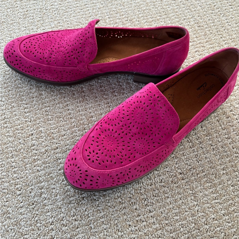 Clark’s Pink Loafers W10
